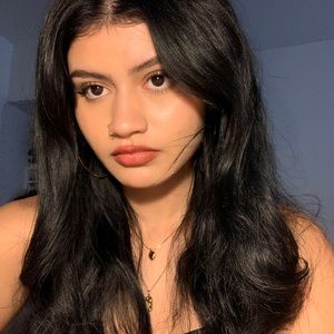 Meet your Posher, Leyla